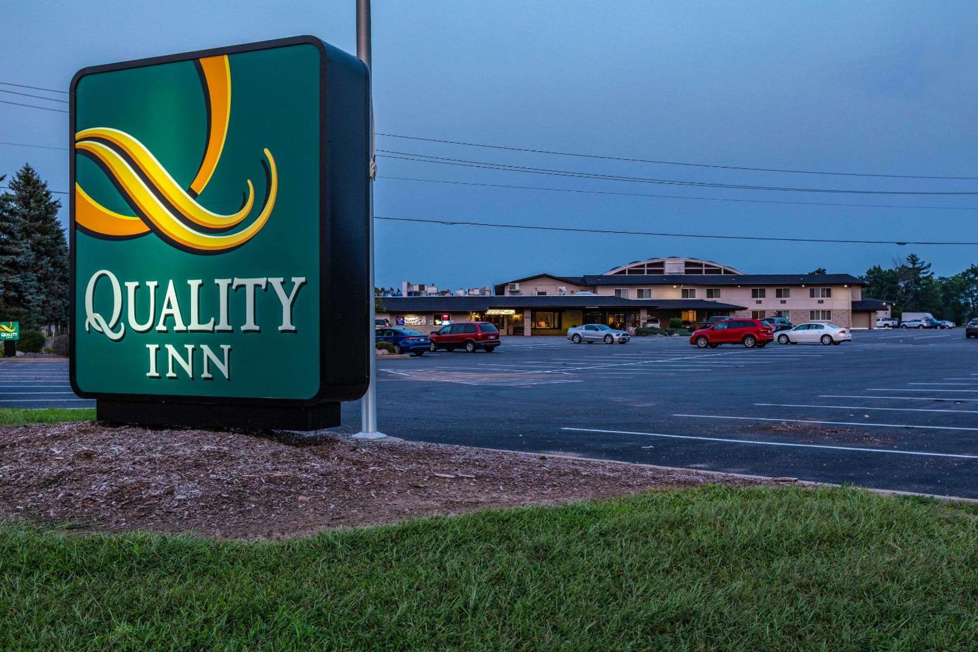 Quality Inn Wausau Esterno foto
